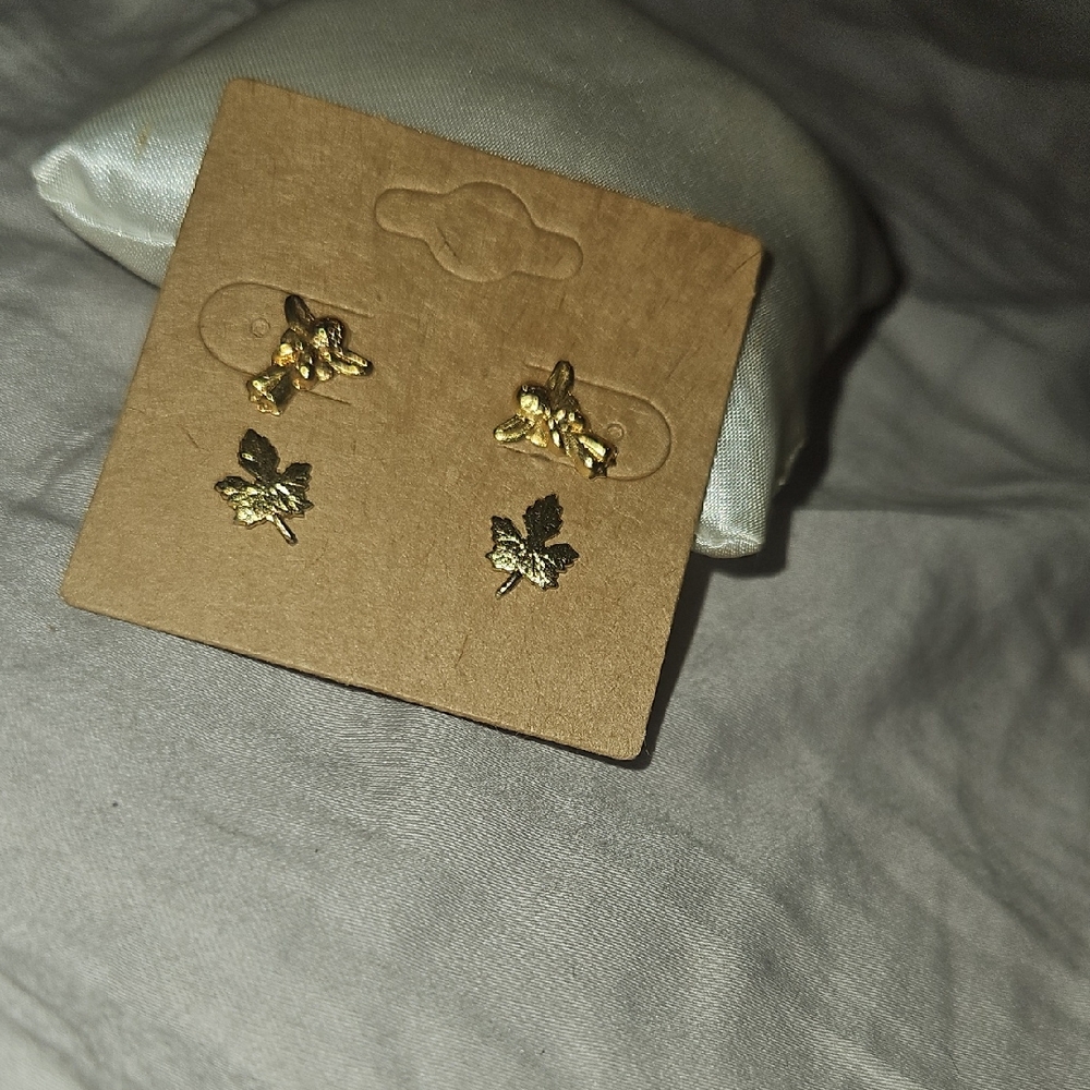 Gold Leaf Stud Earrings